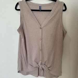 Womens Henley Sleeveless Button Down Tie Front Top in Khaki, Size XL